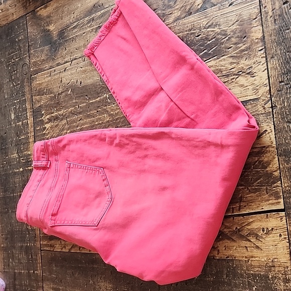 NWOT Skinny Jeans - Picture 2 of 3